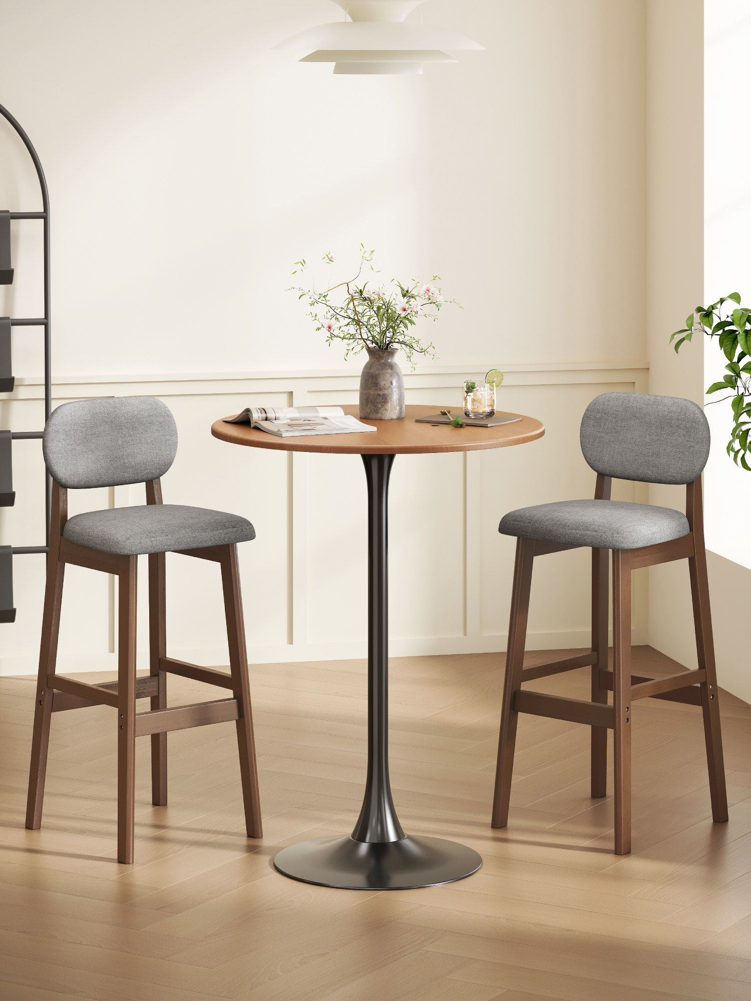 Commercial Kitchen Small Space - Moderne ronde bartafel met hoge barkrukken,